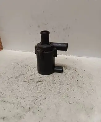 Volkswagen Golf VI Electric auxiliary coolant/water pump