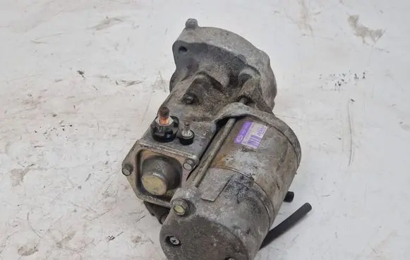 Land Rover Freelander 2 - LR2 Starter motor 6G9N11000NB 4280004841