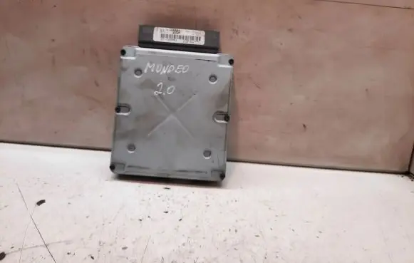 Ford Mondeo Mk III Engine control unit/module 3S7112A650ACA ET6BK4A114F4