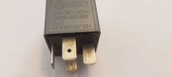 Audi A4 S4 B5 8D Other relay 8D0951253A