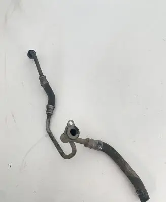 Volkswagen Touareg II Engine coolant pipe/hose 057121598L