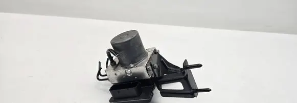 BMW X3 E83 ABS Pump 0265236012 3421416 345234502690