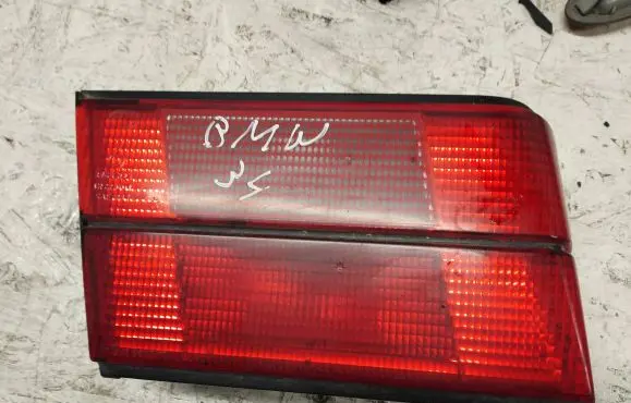 BMW 5 E34 Tailgate rear/tail lights 13400100