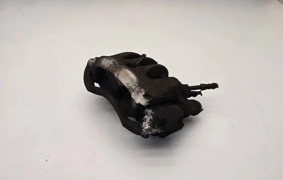 Mercedes-Benz Sprinter W906 Front brake caliper 928907