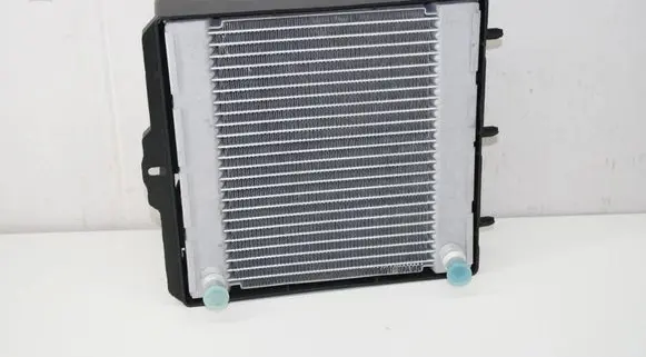 BMW M4 F82 F83 Coolant radiator 2284603 17112284603
