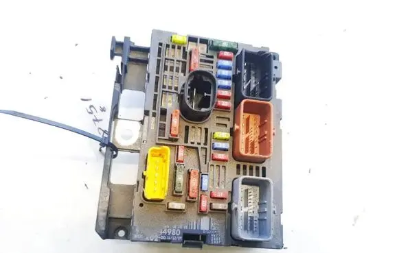 Citroen C5 Fuse box set 9667044980