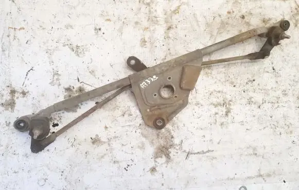Jeep Grand Cherokee (WK) Front wiper linkage and motor