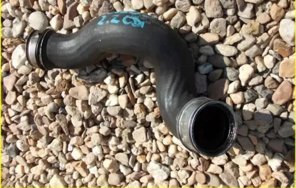 Mercedes-Benz C W203 Coolant pipe/hose 