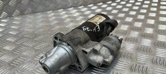 Mercedes-Benz E W212 Starter motor A6429061100 0001149414