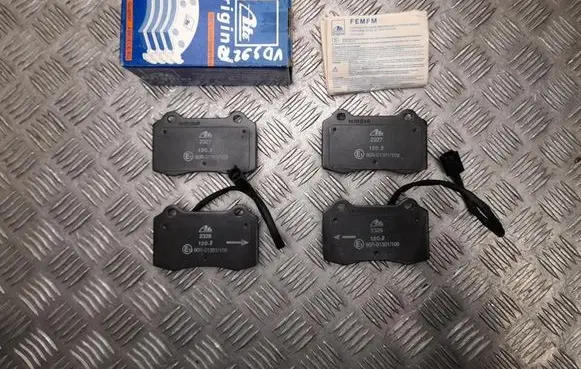 Alfa Romeo GTV Brake pads (rear) 13046049682