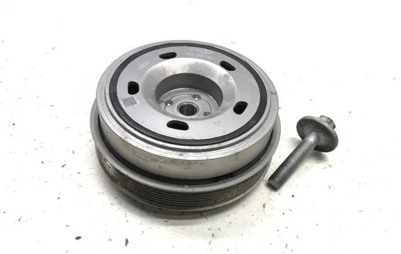 Mercedes-Benz A W177 Crankshaft pulley A2820350600