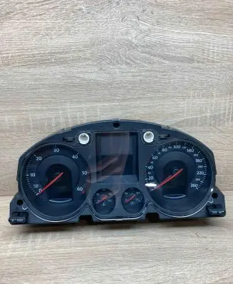 Volkswagen PASSAT B6 Speedometer (instrument cluster) A2C53194181 A2C53117396