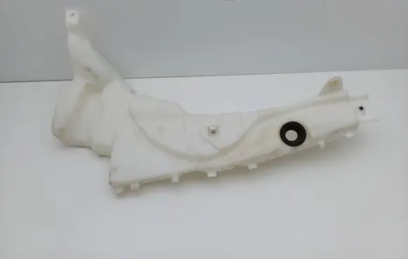 Ford Focus Windshield washer fluid reservoir/tank 4M5113K163AG
