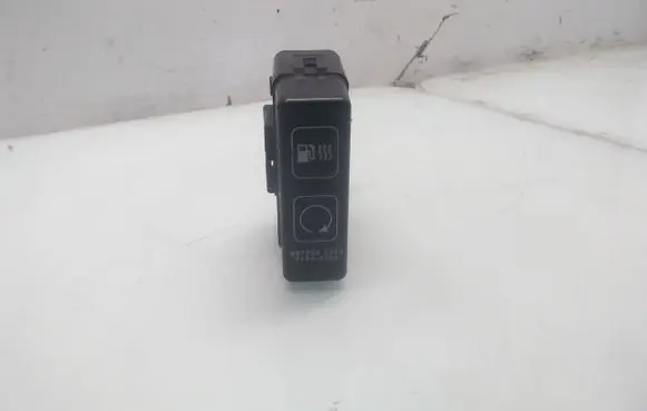 Opel Frontera B Fuel pump relay 8972246330