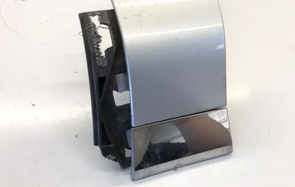 Volkswagen Touareg II Other exterior part 7P6853718F