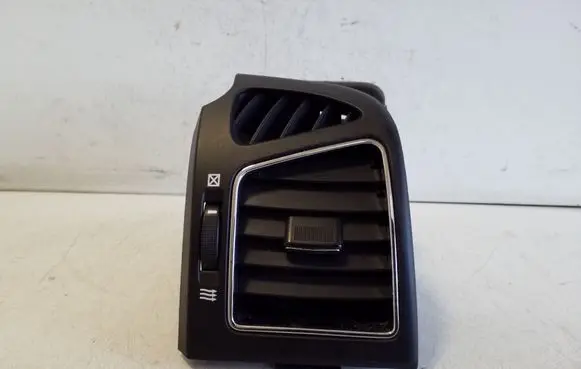 Chevrolet Captiva Dashboard side air vent grill/cover trim 95108269
