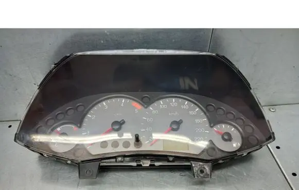 Ford Focus C-MAX Speedometer (instrument cluster)