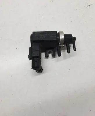 Volkswagen Touareg I Turbo solenoid valve 1J0906627