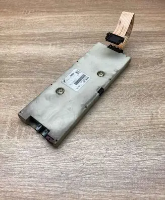 BMW 7 E65 E66 Aerial antenna amplifier 6933667 21367510