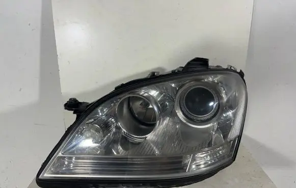 Mercedes-Benz ML W164 Headlight/headlamp