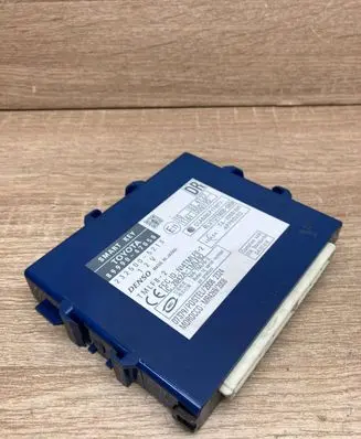 Toyota Prius (XW30) Keyless (KESSY) go control unit/module 8999047050 2325005213 USED