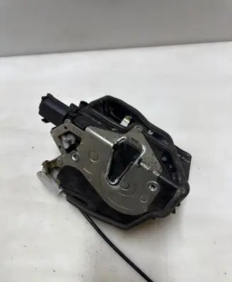 BMW 7 E65 E66 Front door lock 7029241