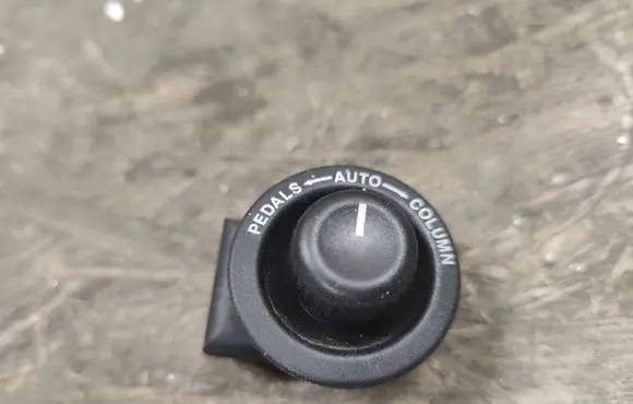 Jaguar XJ X350 Steering wheel adjustment switch 2R836465BA
