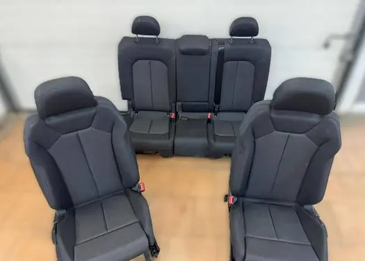 Audi Q3 F3 Seat set 
