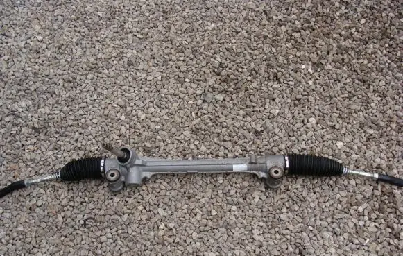 Toyota Yaris Steering rack