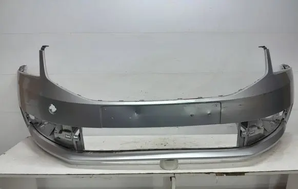 Skoda Octavia Mk3 (5E) Front bumper 5E0807221N
