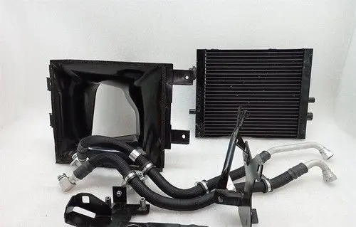 Ferrari Purosangue Engine oil radiator