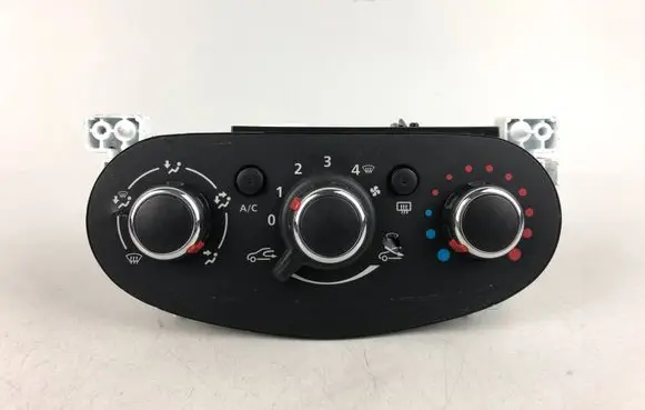 Dacia Sandero Climate control unit A42303400