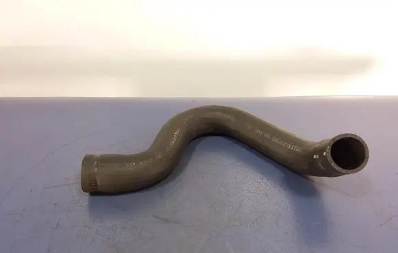 Volvo S60 Engine coolant pipe/hose