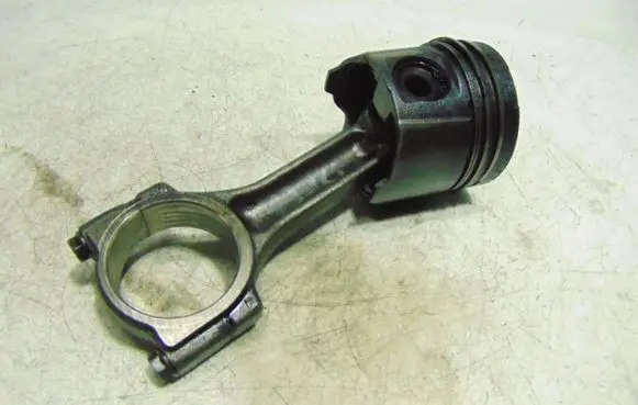 Renault Megane I Piston 