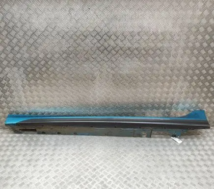 BMW 2 F44 Sill 8075465