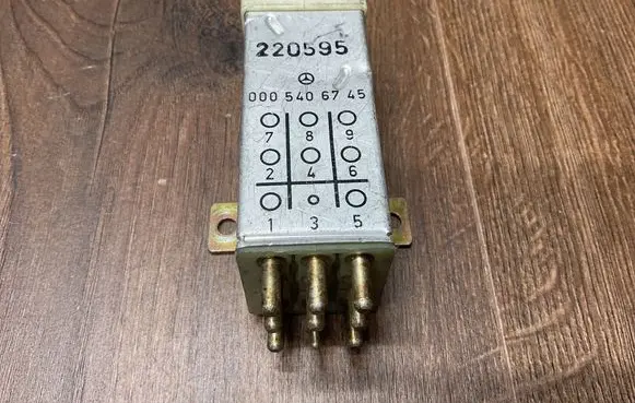 Mercedes-Benz S W126 Other relay 0005406745