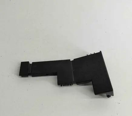 Volkswagen Touareg II Fuse box cover 7P0937132