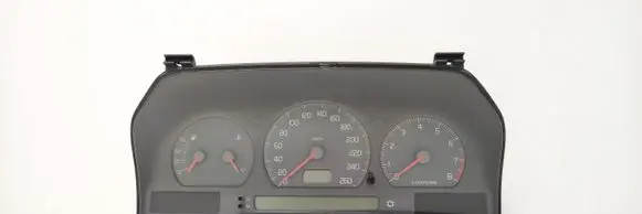 Volvo S70 V70 V70 XC Speedometer (instrument cluster) 9148926 69794660