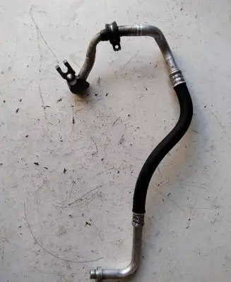 Maserati Ghibli Air conditioning (A/C) pipe/hose 670009874