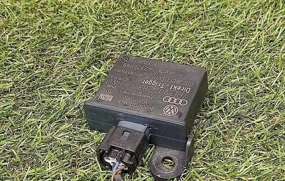Porsche Panamera (970) Tire pressure sensor 7PP907283 053300501400 42372988