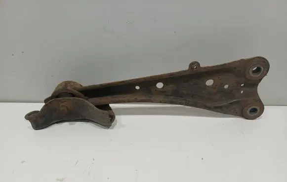 Toyota RAV 4 (XA40) Rear upper control arm/wishbone 