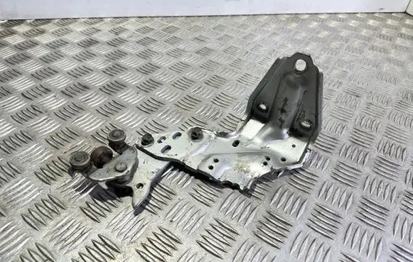 Toyota Previa (XR30, XR40) II Sliding door lower roller guide/hinge 