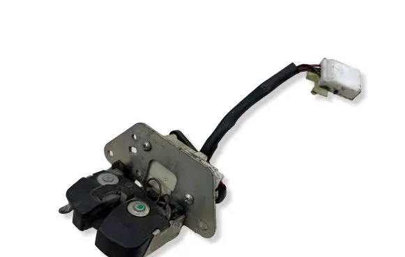 Alfa Romeo 159 Loading door lock A997