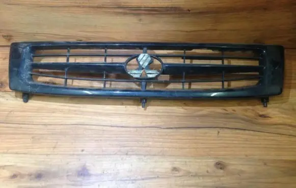 Hyundai Galloper Front grill HR630231E