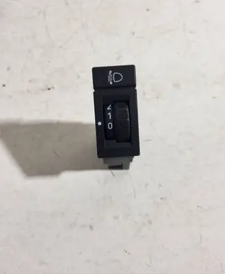 Peugeot 605 Headlight level height control switch