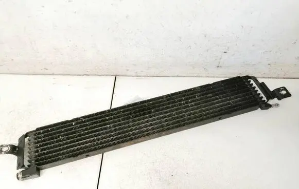 Engine oil radiator
