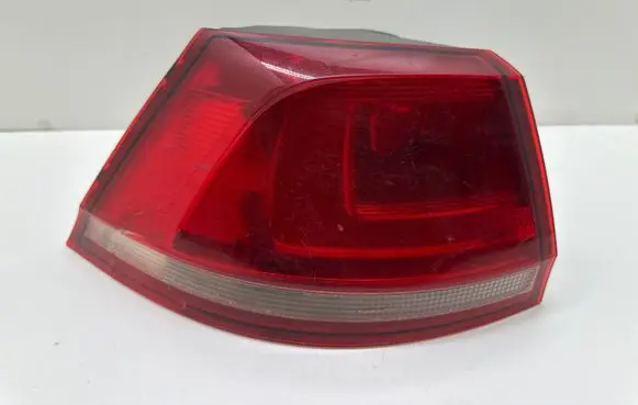 Volkswagen Golf VII Rear/tail lights 5G9945257A