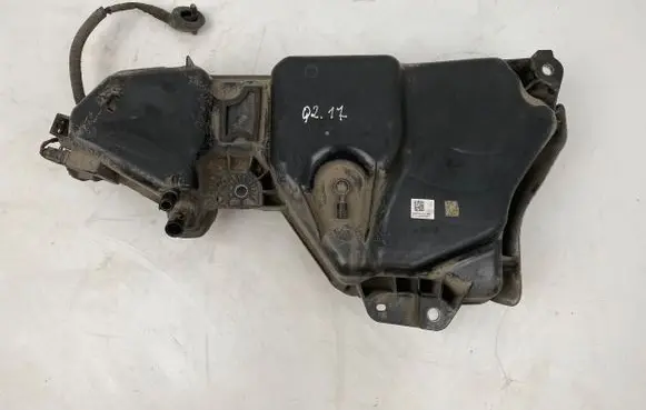 Audi Q2 - AdBlue liquid reservoir 5Q0131877N 40014220P