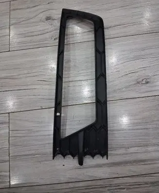 Skoda Rapid (NH) Front fog light trim/grill 5JA807681