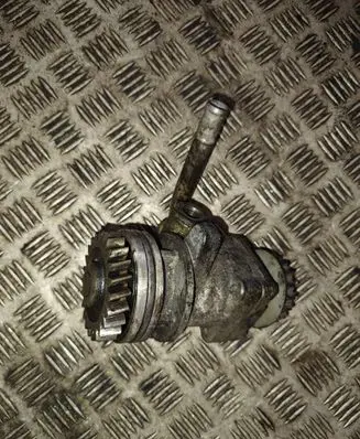 Volkswagen Transporter - Caravelle T5 Power steering pump 7H0422153H